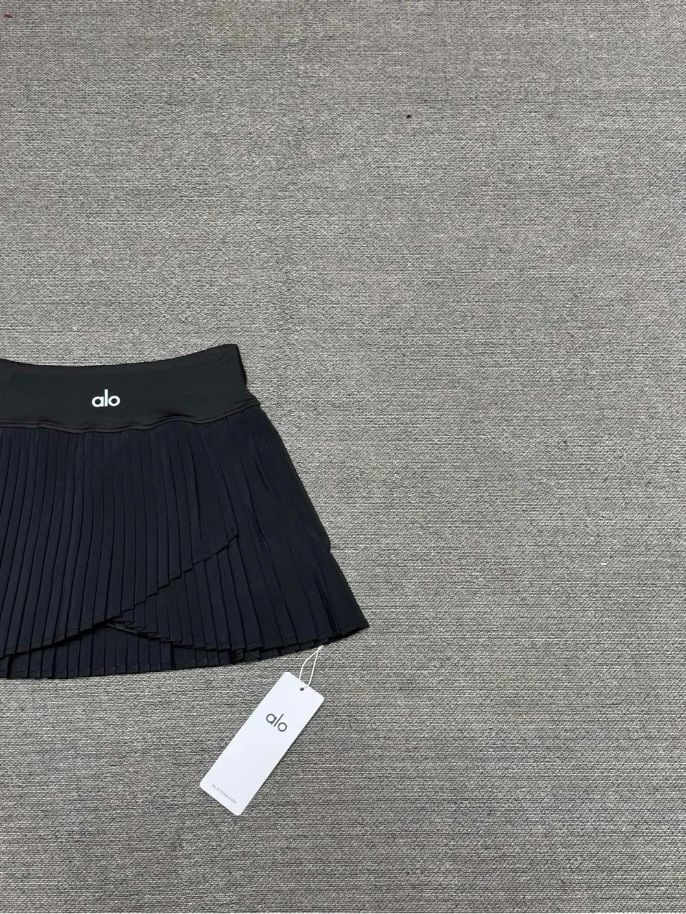 ALO Yoga Black Pleated Circle Skirt